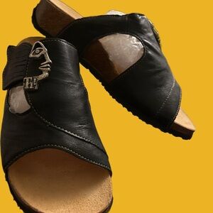 Think! Black Leather Women's Slide Sandals
